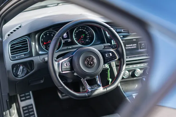 F Casino Aip Android/iOS